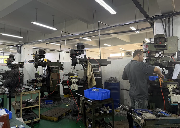 Service d'usinage CNC 5 axes