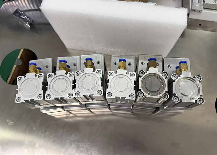 Matrice de poinçonnage pneumatique